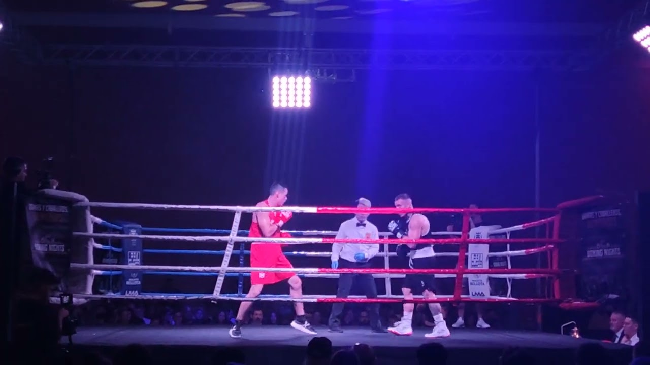 Andreu caballero VS Rafa Santos ..2 asalto viernes 27.10.2023