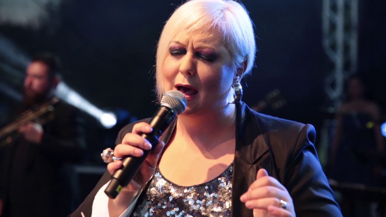 Monica Anghel & Andrei Tudor Band - Spune-mi - LIVE