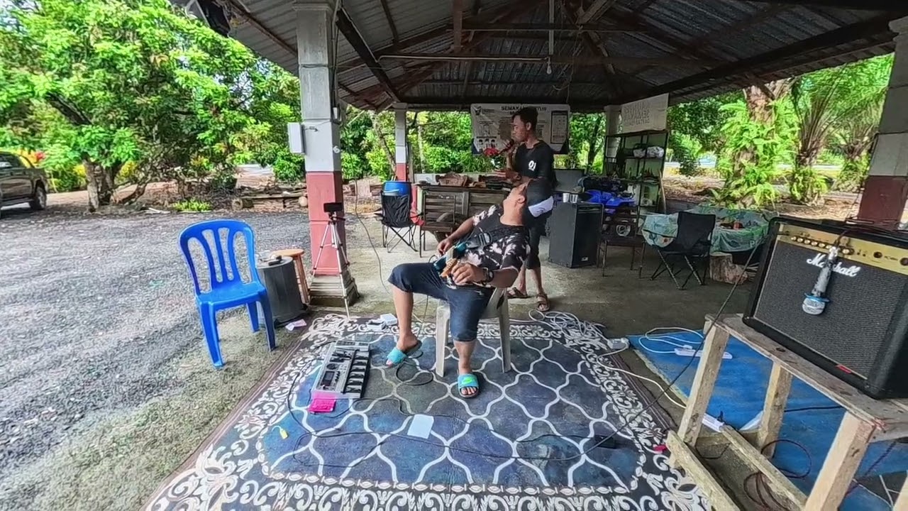 Aku salah masuk - mentari di ufuk timur 
