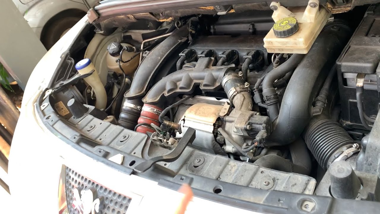 Mobil peugeot yang mesin nya paling rumit