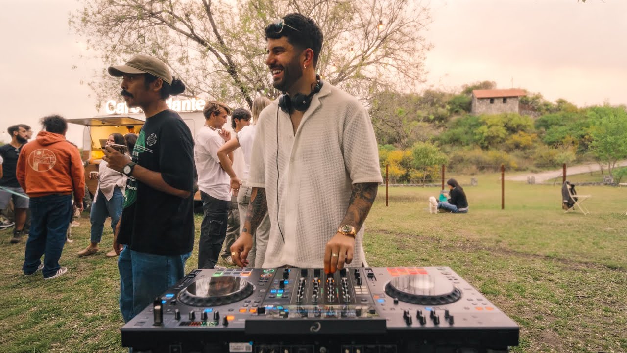 Coffee & Friends Session | Soulful House, Groove | Café Rodante x Maxi Bazan