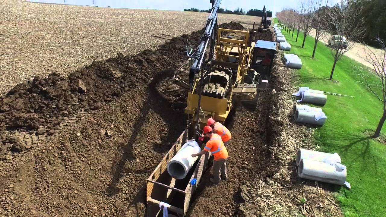 Wolfe 8000 Wheel Trencher