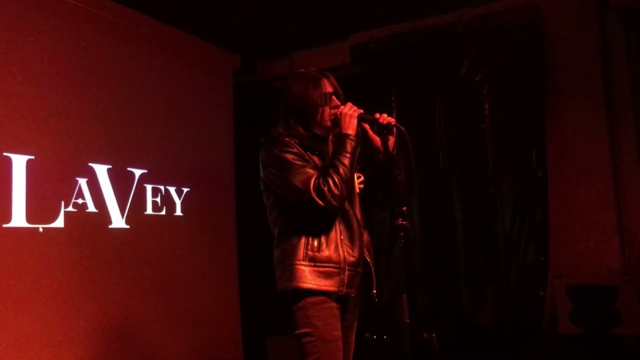 YS LaVey - Flames inside (live)