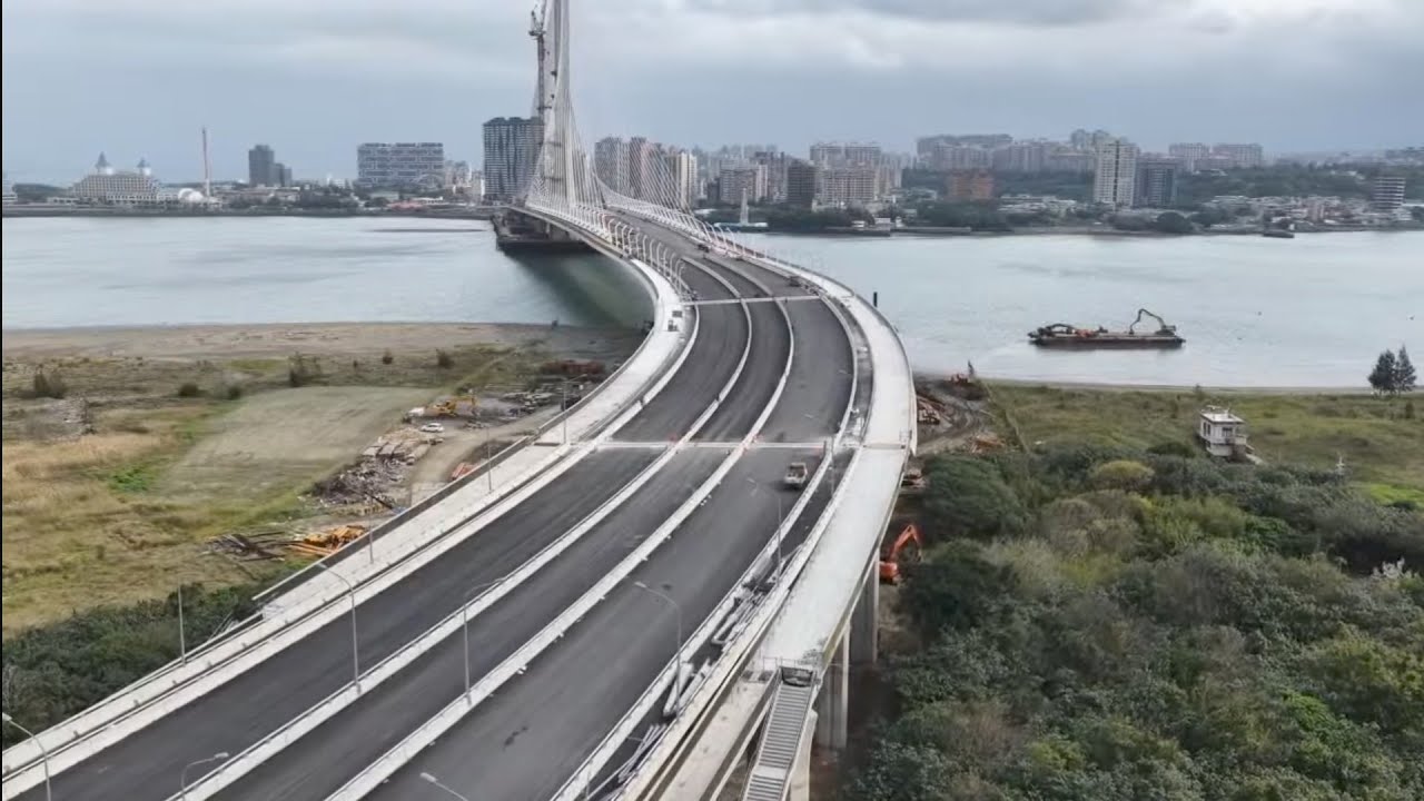 2026.03.08  淡江大橋  八里端 橋面 各區更新進度施工概況  空拍 LIVE 直播