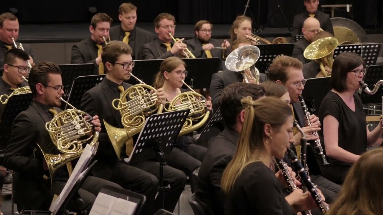 Dirigieren im Fokus 2023: Namasé Rhapsody / Jan Van der Roost dirigiert von Florian Weber