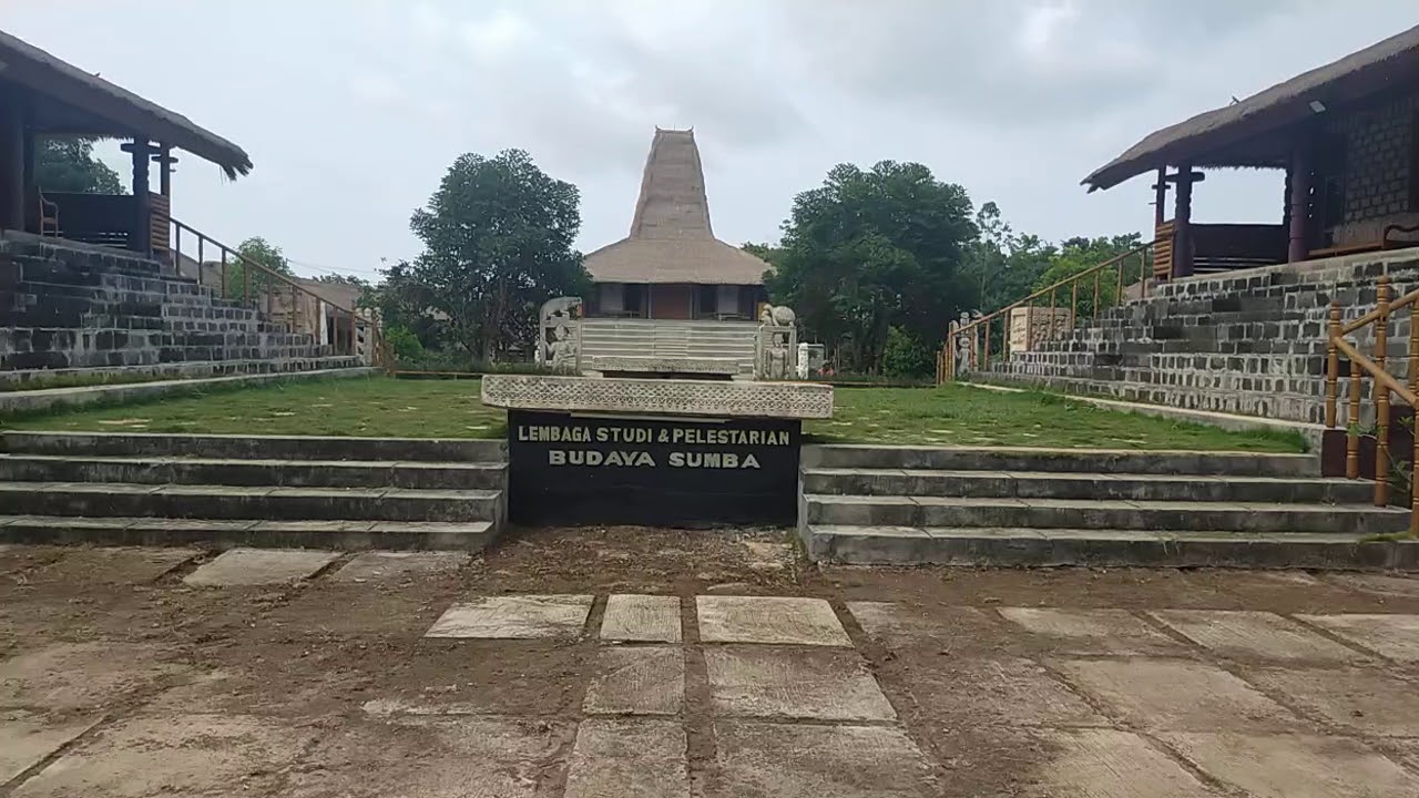 Rumah budaya Sumba