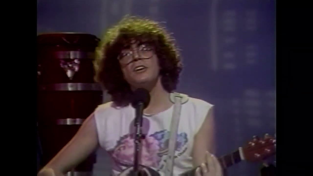 Piero - 𝐘𝐨 𝐕𝐞𝐧𝐠𝐨 - Ft. Los Enanitos Verdes ~ 1986 ®