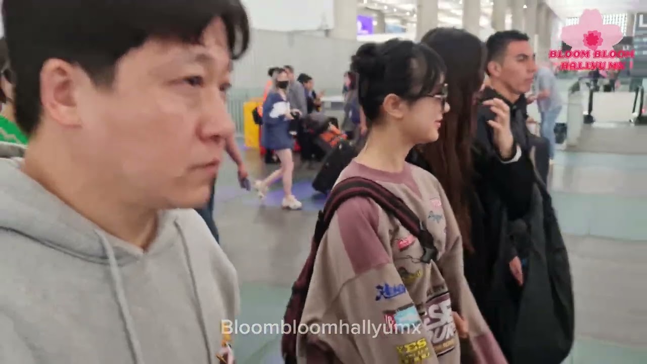 231023 CDMX [Departure] NEW JEANS - MusicBank México