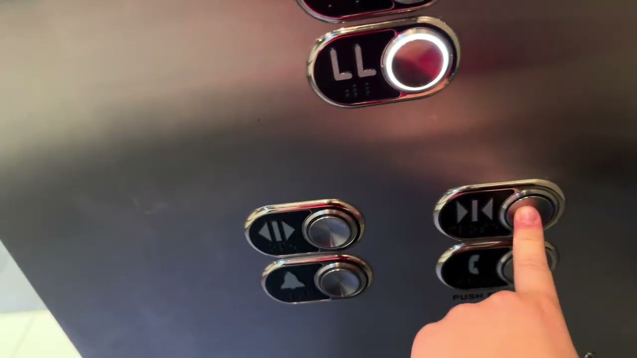 (2026 Retake)Schindler 6400NA HXPress Elevator at Macy’s, Woodfield Mall, Schaumburg IL