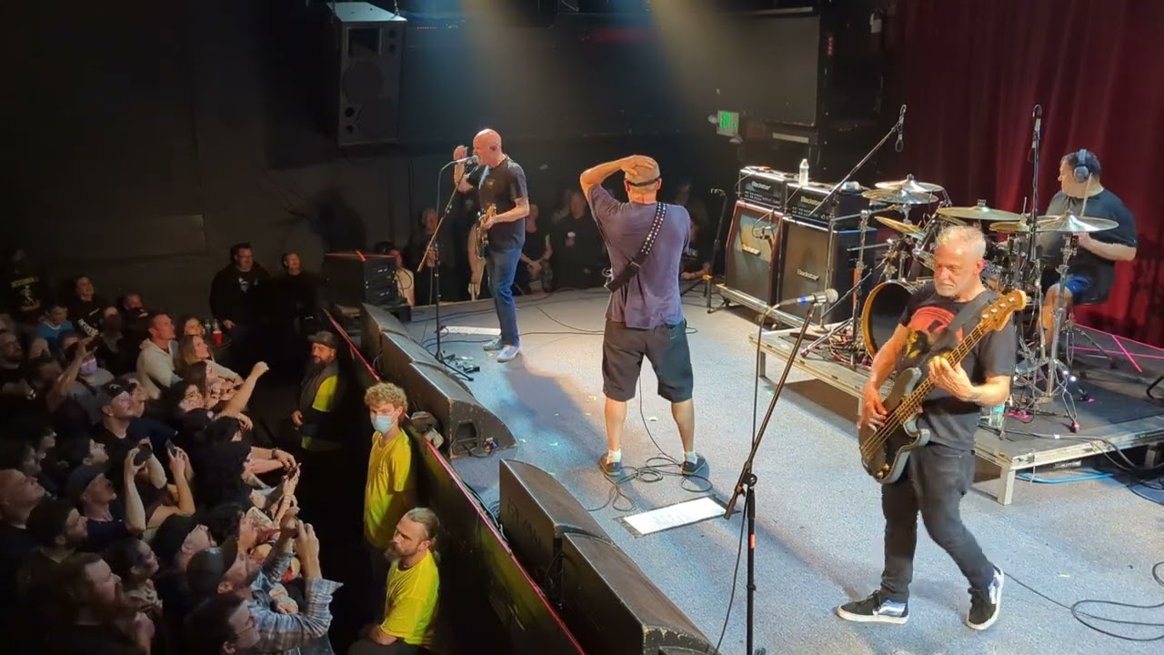 DESCENDENTS - (Good Good Things) Catalyst, Santa Cruz, CA 5-11-23