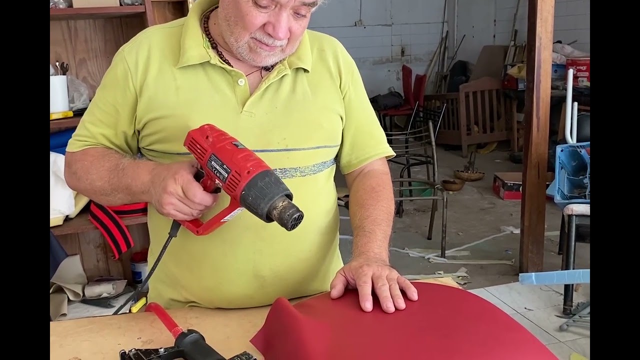 TAPIZANDO A CIEGAS: NO VIDENTE TE ENSE&Ntilde;A TAPICERIA: Retapizado de silla . PARTE 2