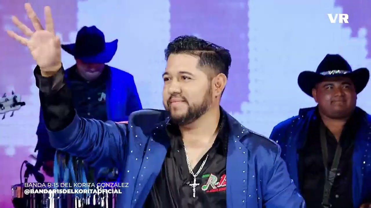 Arreando la Mula - Banda R-15 del Korita González EN VIVO desde el estudio de VIDEO ROLA