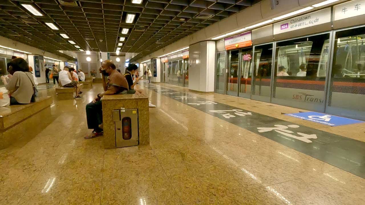 Singapore MRT ride from Chinatown to Boon Keng train station 1 of 2