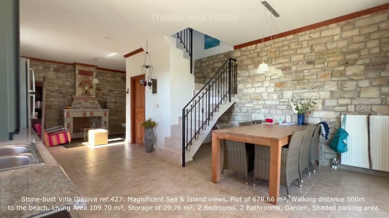 Stone-built Villa Gialova ref.427