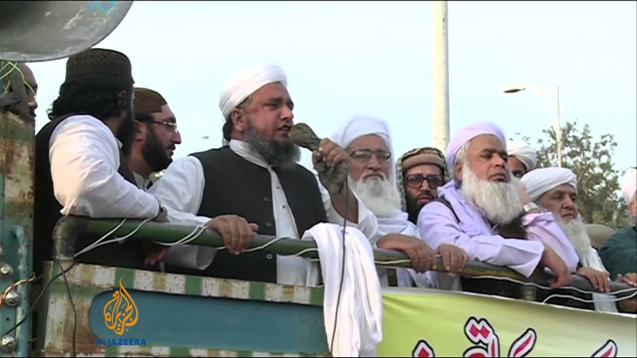 Thousands rally in Pakistan after unrest