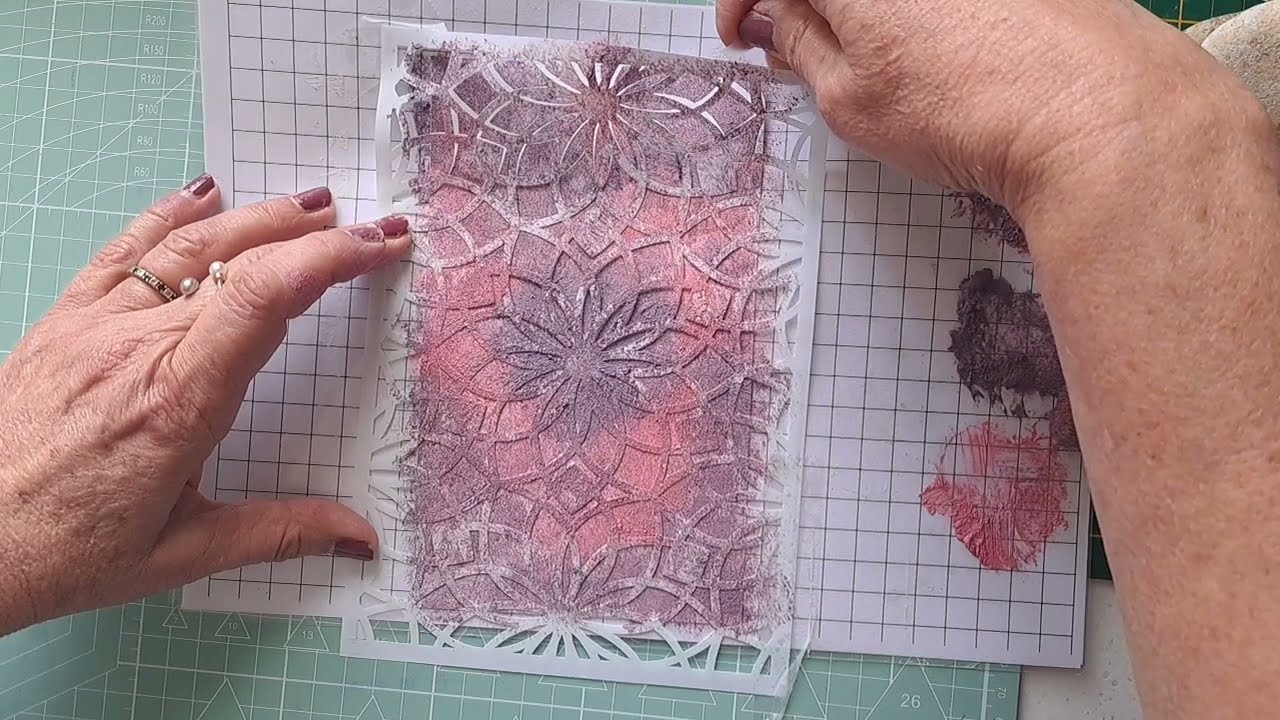 Mousse MOW de chez Action sur surface plastique  ..SUPERBE résultat 🤩