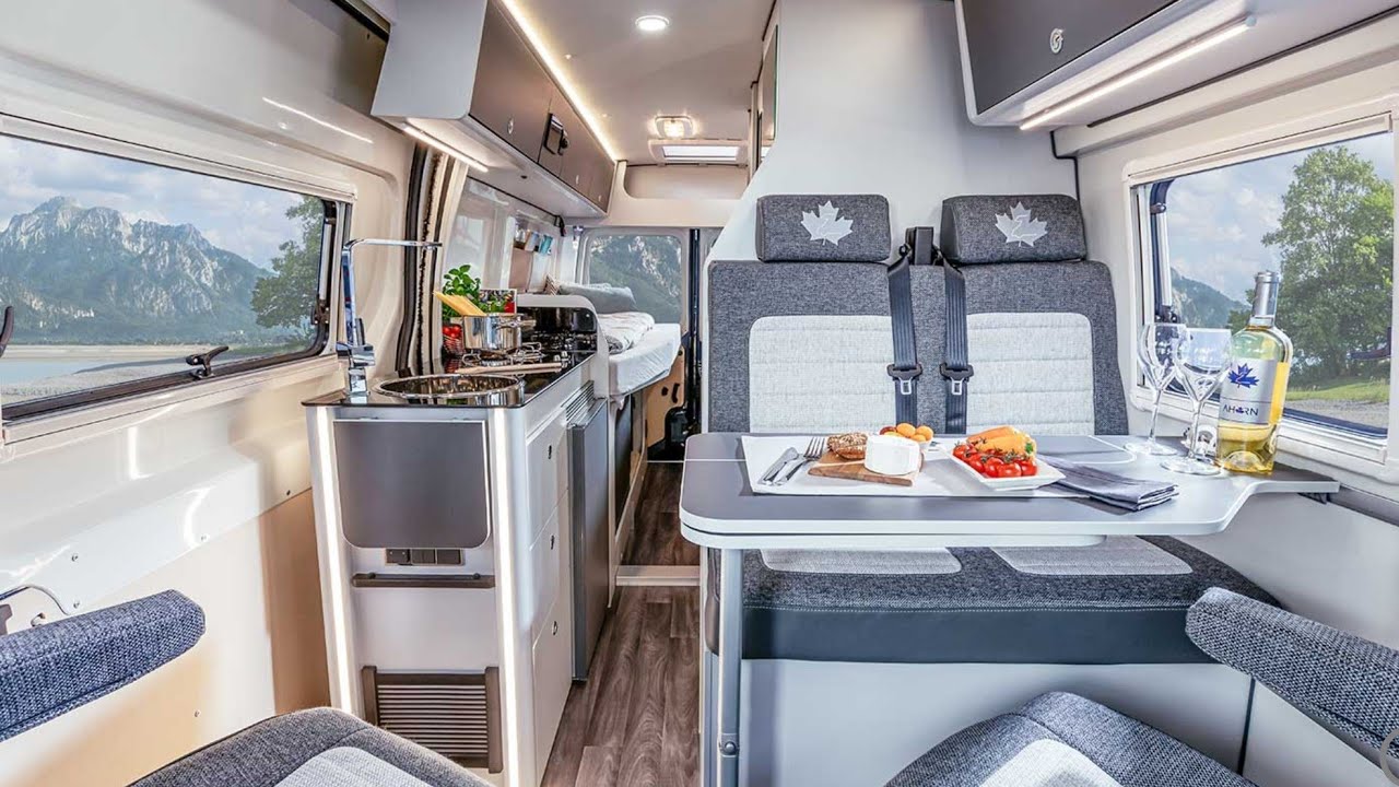 6,20m Luxus Campervan Wohnmobil 2023 der 60k Klasse. Ahorn Van 30 Jahre Editon mit Björn.