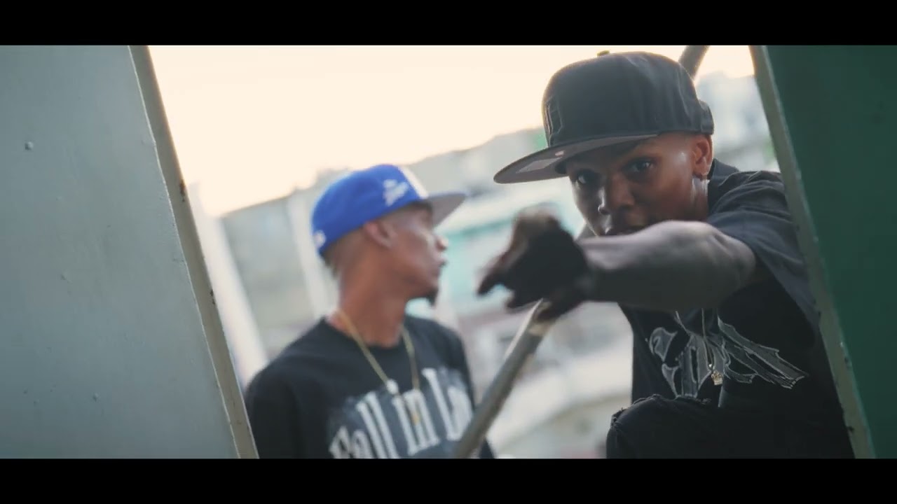 MERLIN KING ❌ CARLOS BLADI - ME SIENTO BEYAKO  | VIDEO OFICIAL | ‪@AmericanKiing