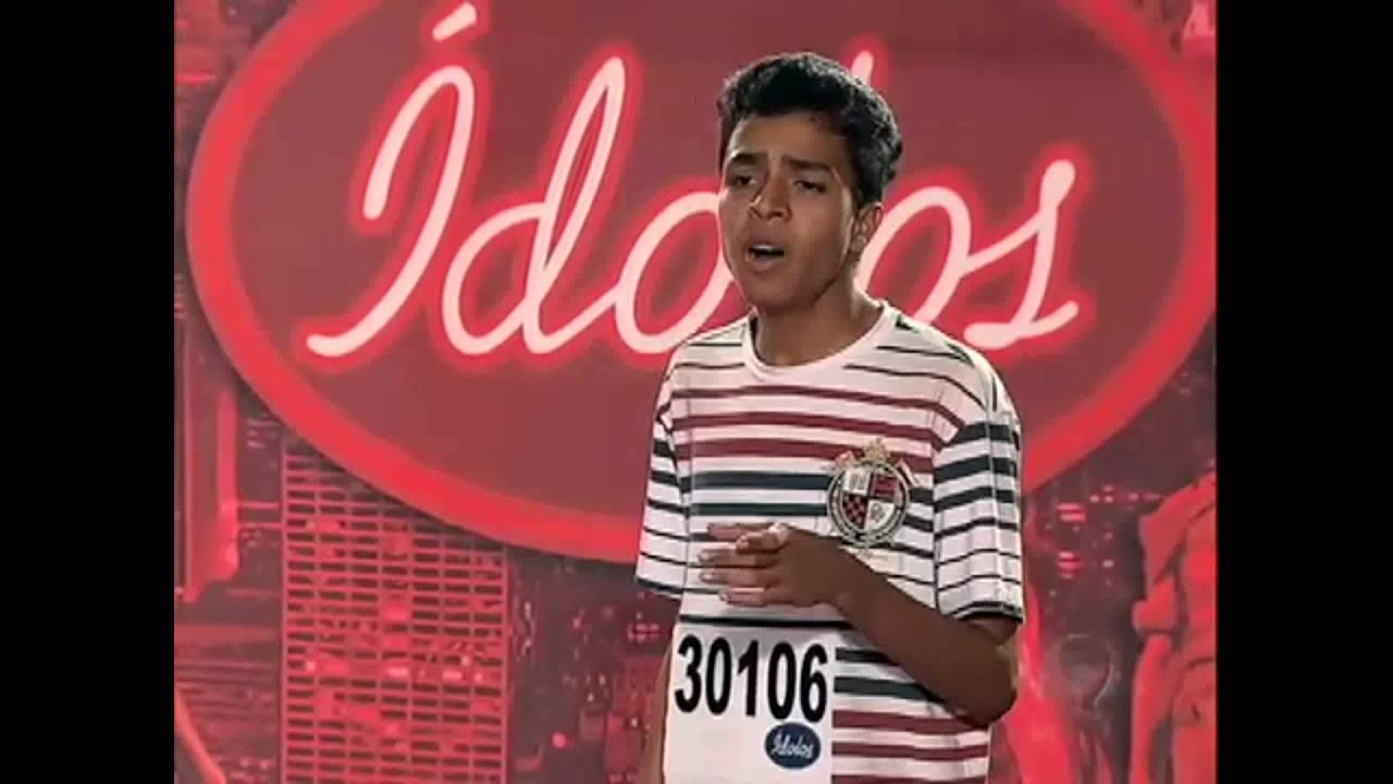 Alagoano Thyago Delfino no Ídolos 2012 faz jurados chorar de tanto rir