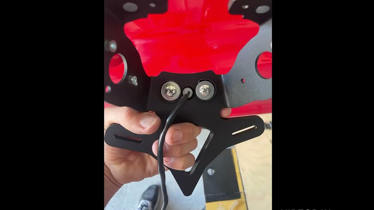 Kawasaki Z900RS Evotech tail tidy installation