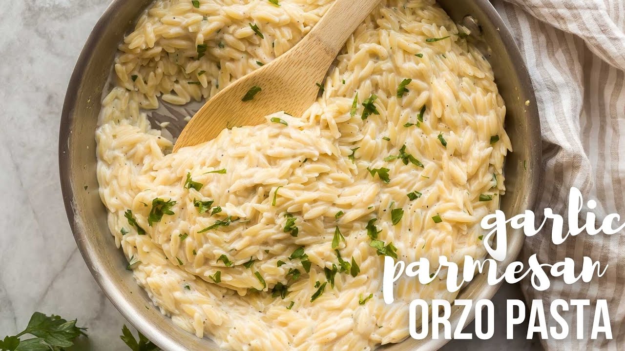 Паста орзо с чесноком и пармезаном: готово в одной кастрюле! | The Recipe Rebel