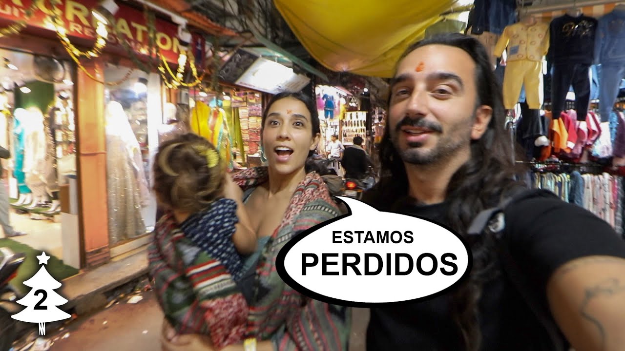 nos PERDIMOS en un BAZAR nocturno | Navidad día 2