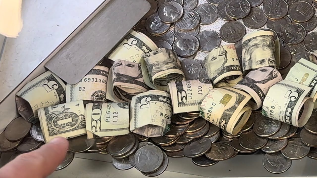BIG BILL ON THE EDGE OF THE BOWLING ALLEY COIN PUSHER! | JJGeneral1 Arcade