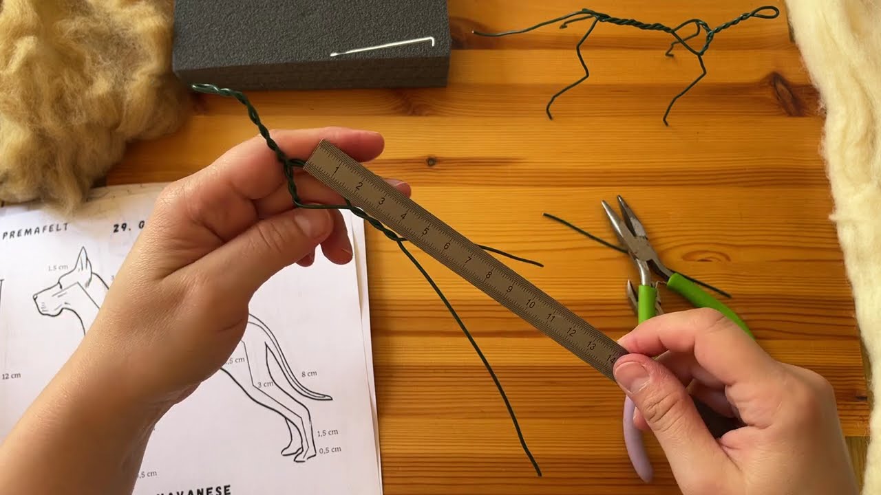 Needle felted dog armature making. PREMAFELT wire armature sizes and ratio, of needle felted dogs.