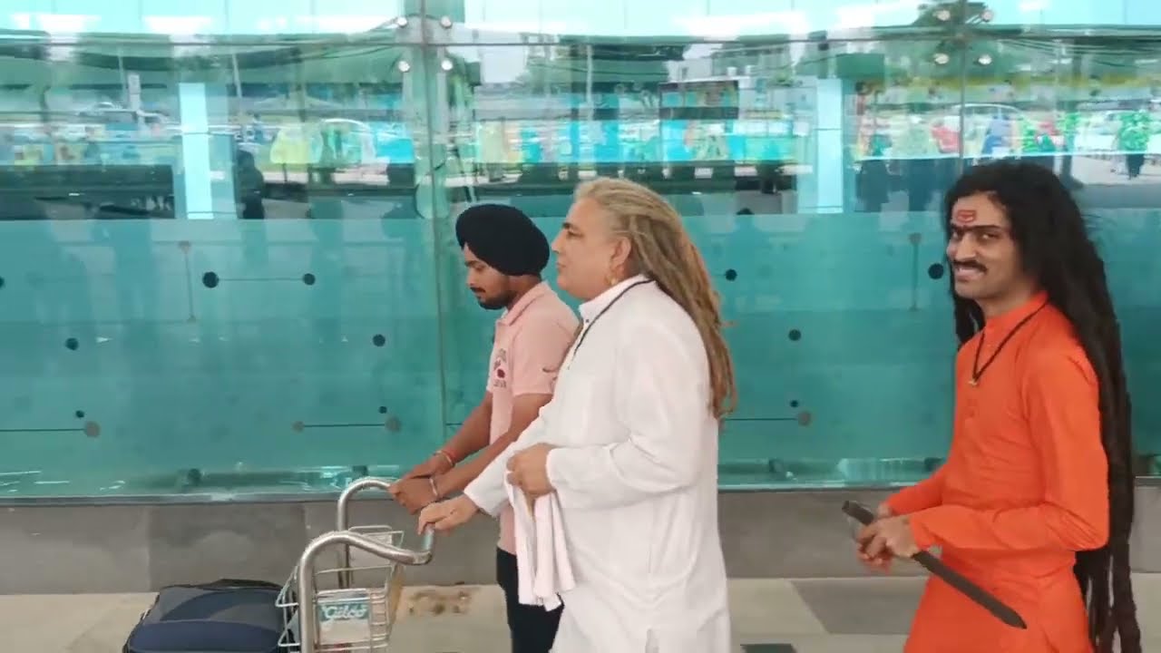 ✈️AT AMRITSAR AIRPORT✈️ श्री श्री 108 संत बाबा बाल विशाल नाथ जी महाराज