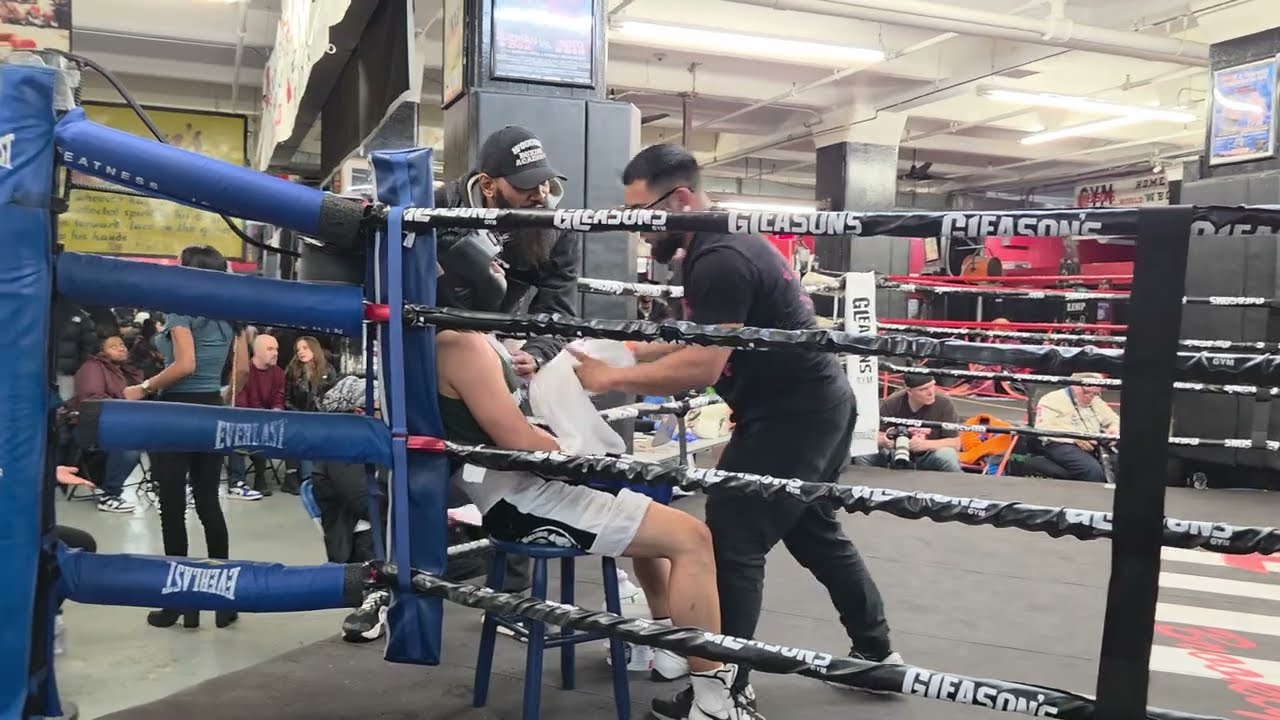 Woodside Boxing At Glensons Gym 