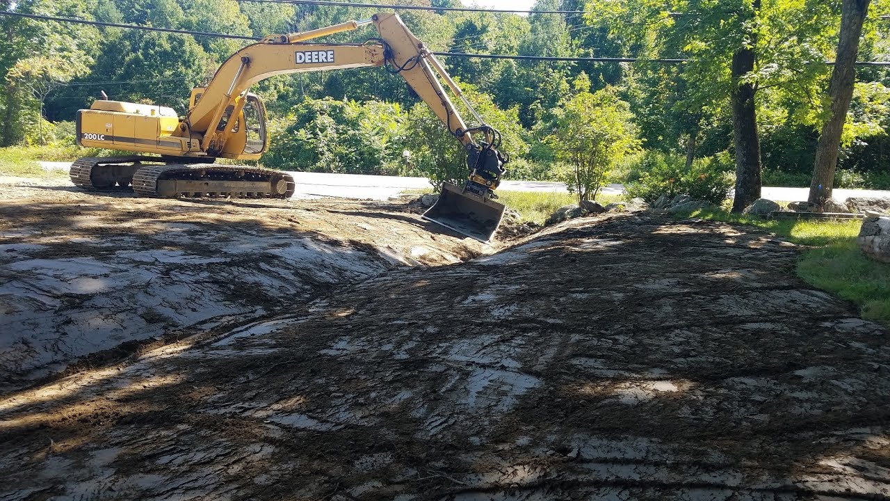 Engcon Tiltrotator Grading Drainage Ditch Timelapse