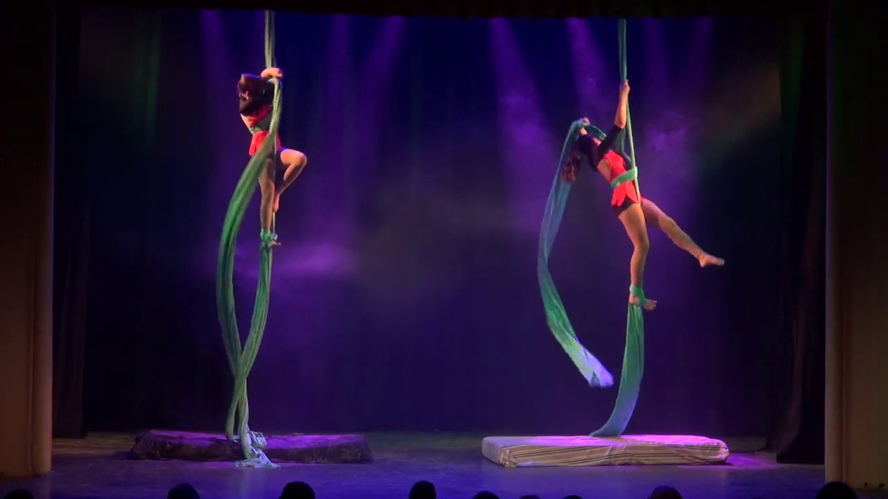 Acro en Tela - Muestra 