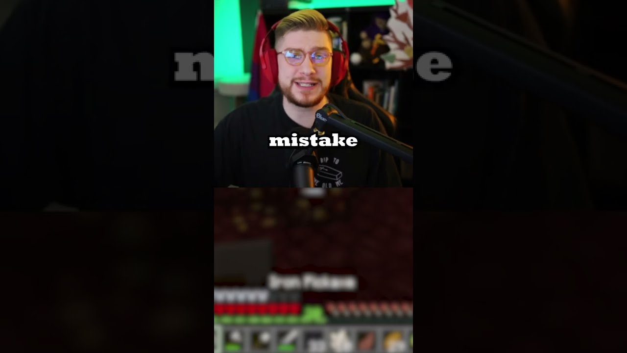 Dying in Hardcore Minecraft #minecraft #minecraftshorts #shawngames #shorts #minecrafthardcore