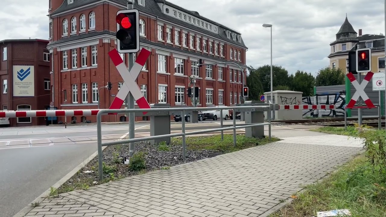 Bahnübergang Gera Elster Saale Bahn
