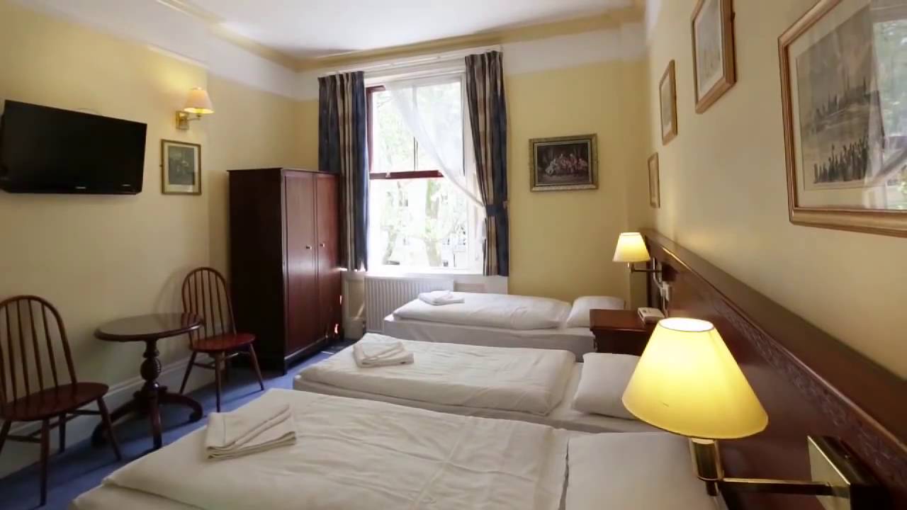 Look Inside   Dolphin Hotel  Paddington  London  UK