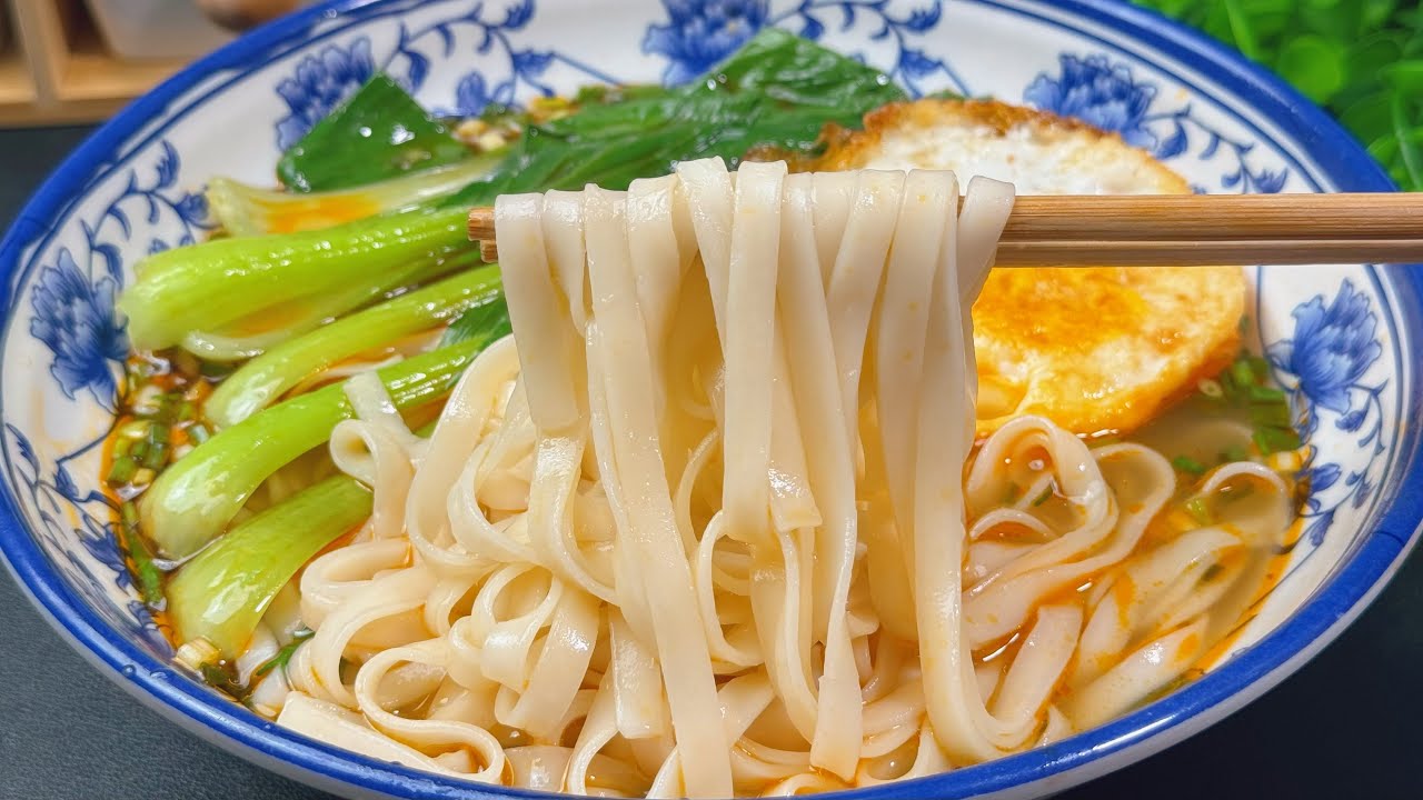 Так готовят лапшу и яйца.  ❗😋❗  Легко понять  ❗😋❗  Вкусно. 