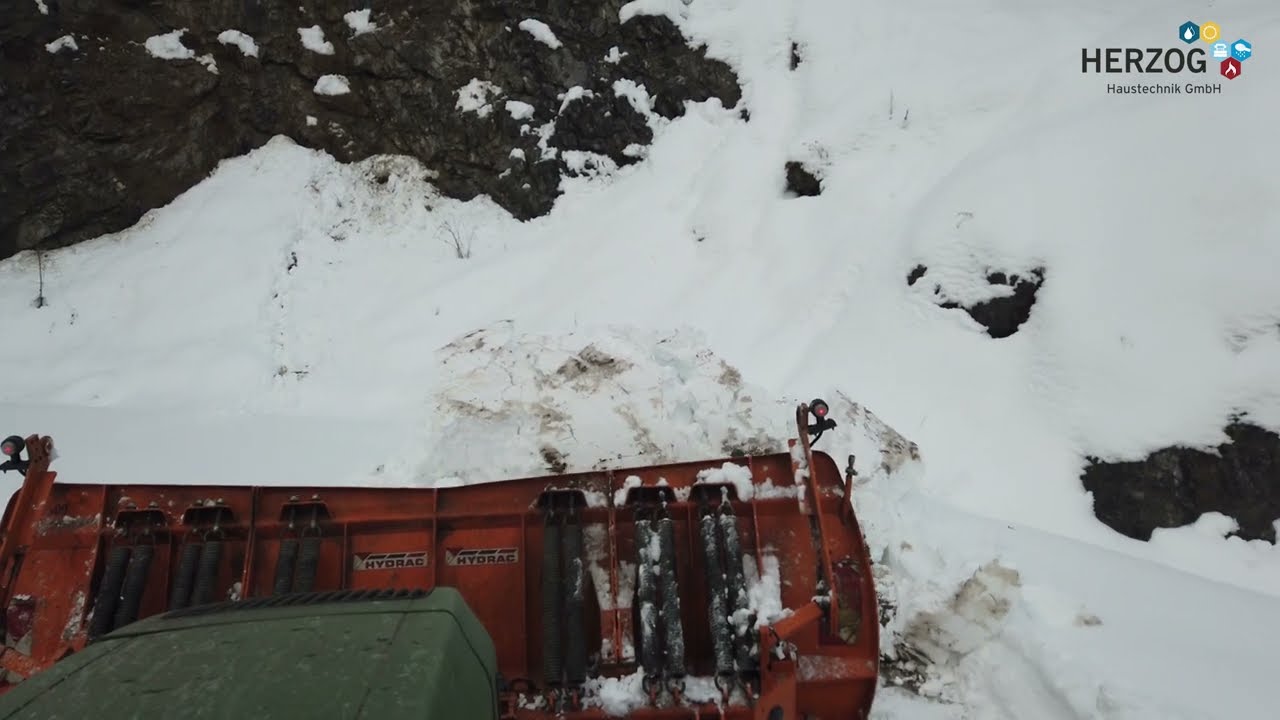 Schneeräumung im Steinbruch, Cabview, Fendt 712 Vario, Hydrac-Schneepflug U-300 & Springer Streuer