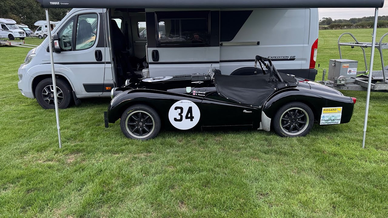 Гонка за вершину — Harewood Hill Climb Triumph TR3a против TR6 2025