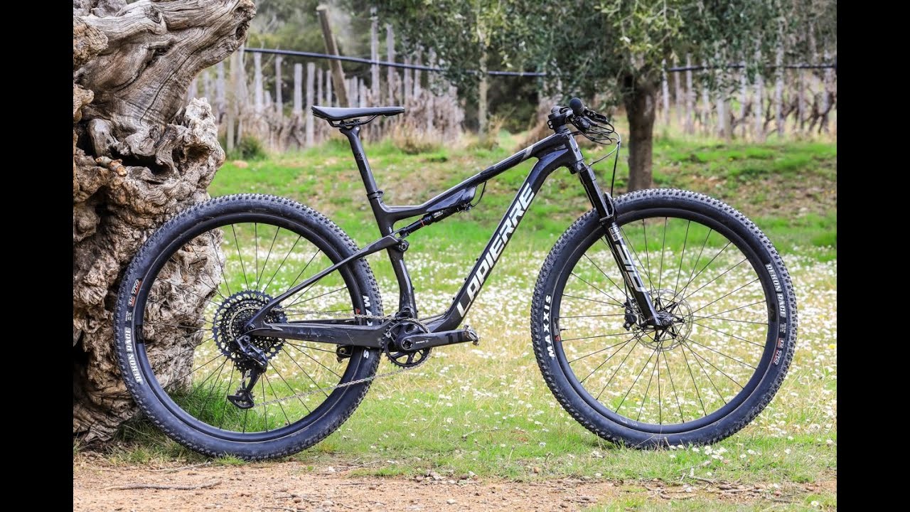 Lapierre XR 2022, in carbonio e con carro pivotless: Martino Fruet entra nel mondo nuovo dell'Xc