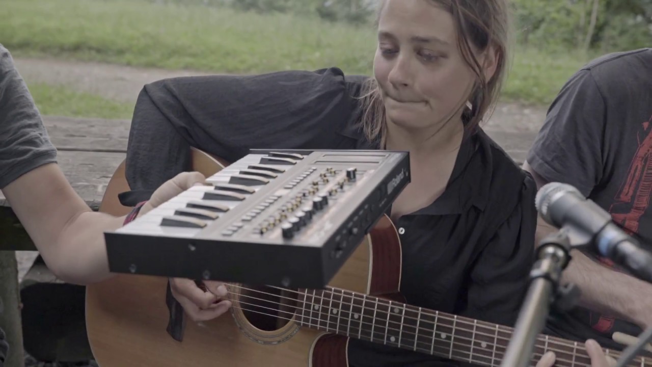 Fieldsession Nr. 25: Emilie Zoé - B-Sides Festival 2017