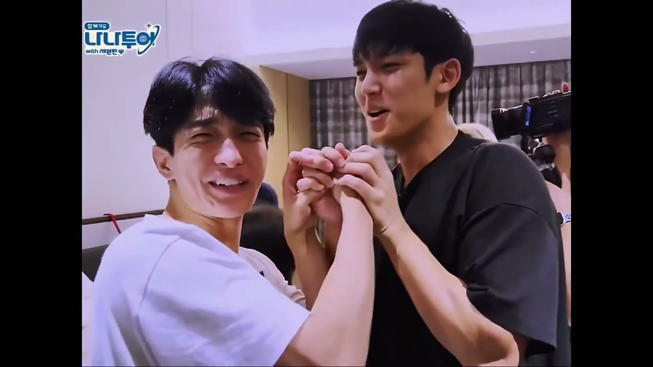 Mingyu to Dk：Do you think it's the most interesting thing in the world to tease me?