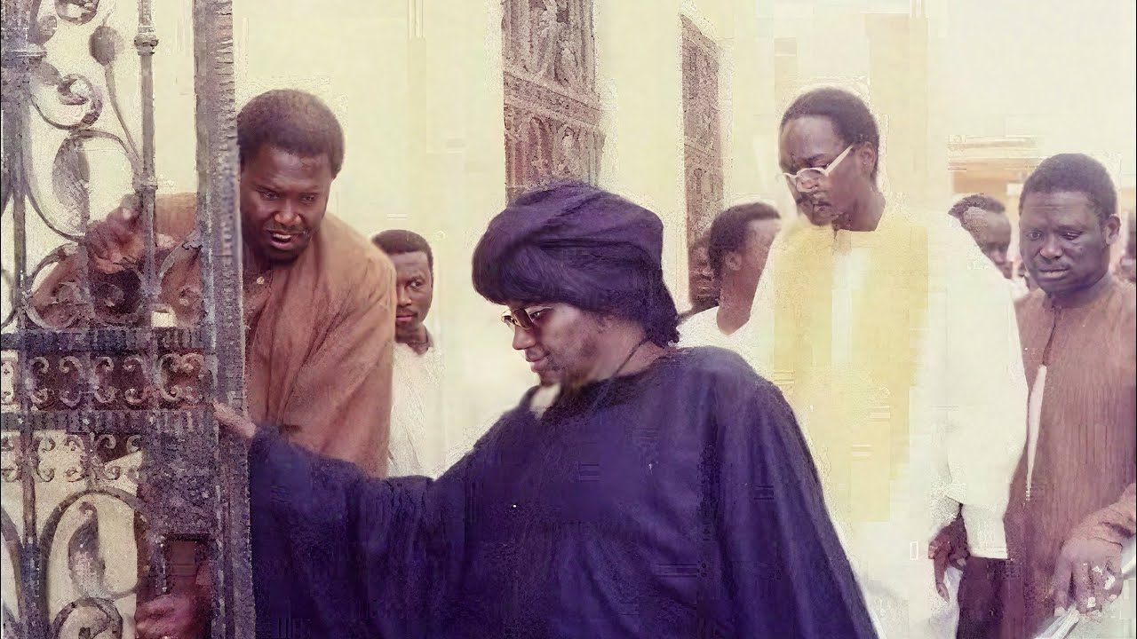 Leral yu am solo ci digueuneté Cheikh Ibra Fall ak Serigne Touba | Par Baye Adama Sarr