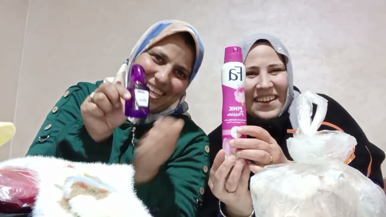 درت تحدي الألوان 🧡❤️ أنا صاحبتي الموت ديال الضحك 😂😂نتمنى يعجبكوم 🤦