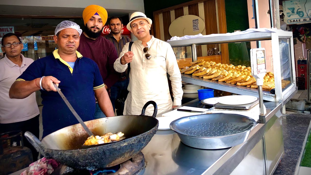 Must-Try Amritsar MAKHAN FISH! Singhada, Sole Fry | Which Makhan Fish To Visit? Vlog 86