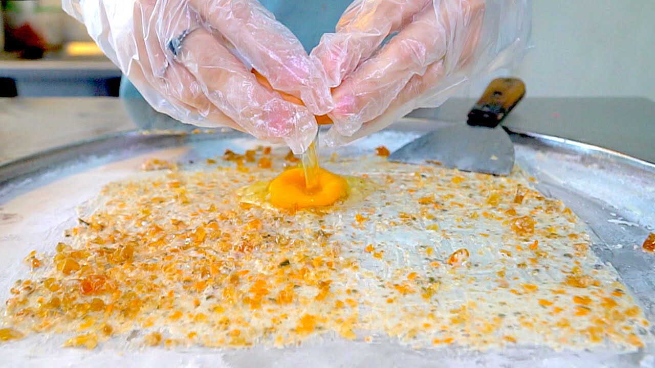 Two kinds of Eggs ice cream VS cheesed Pupa fried snack ice cream rolls challenge