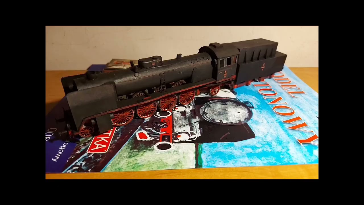 Kartonowy model parowozu Pt47-65, w skali 1:87