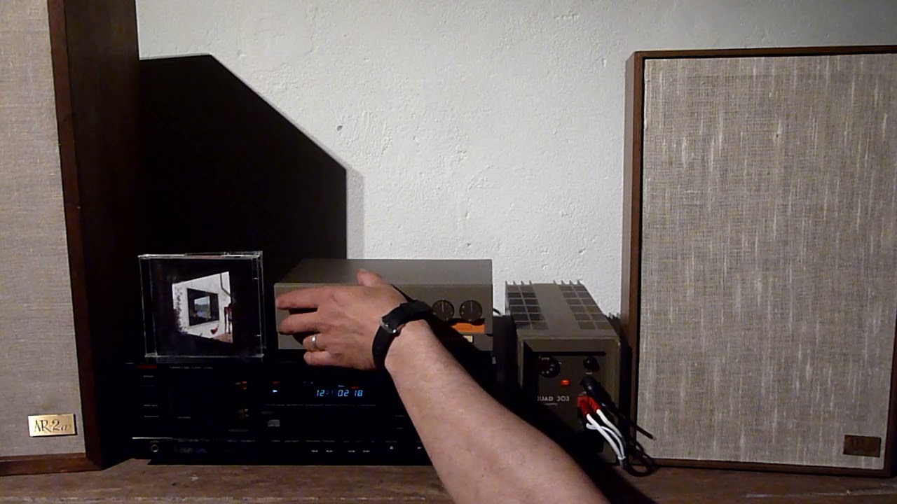Quad 33 + 303 + AR-6 vs AR-2ax and Luxman D-105u tube CD player play High Hopes by Pink Floyd