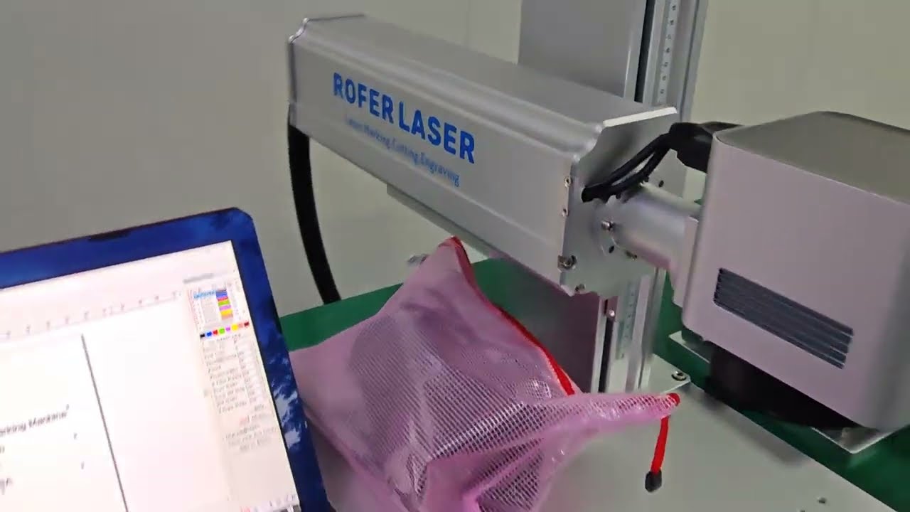 M&aacute;quina de corte y grabado l&aacute;ser para joyer&iacute;a de 60 W, corte l&aacute;ser con nombre de oro y plata