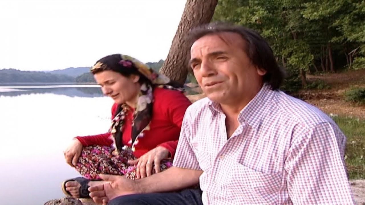 Gülesin & Ahmet Ece - Bir Kuzuda (U.H)