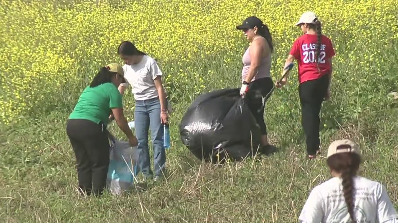 Thousands of volunteers clear trash from San Antonio rivers, waterways at annual Basura Bash